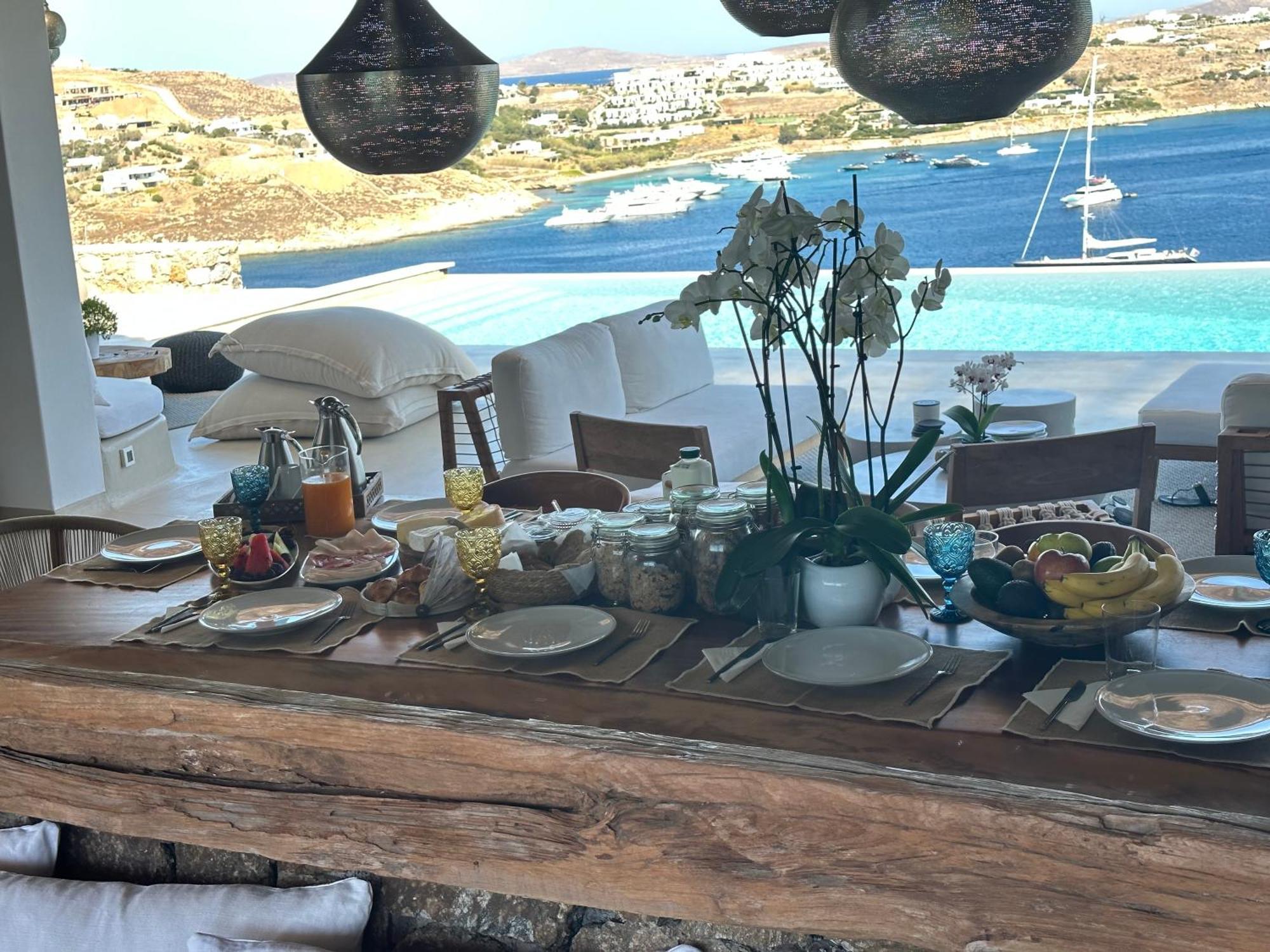 V&V Guest House - Luxury Suites Ornos  Exterior foto