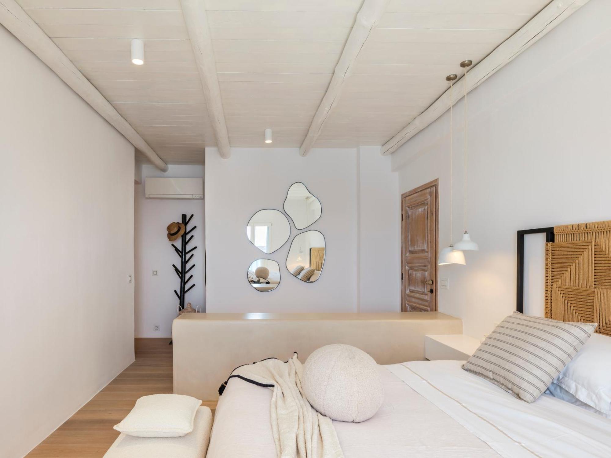 V&V Guest House - Luxury Suites Ornos  Exterior foto