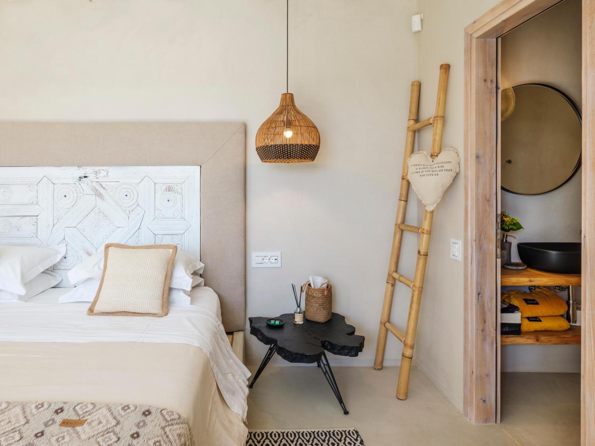 V&V Guest House - Luxury Suites Ornos  Exterior foto